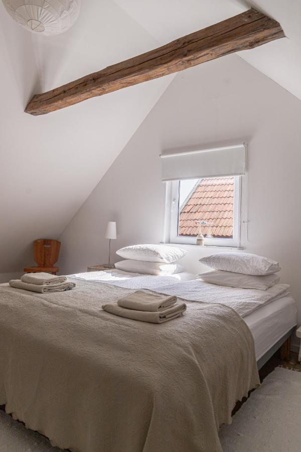 Red Bird Farm Bed and Breakfast Ystad Exterior foto