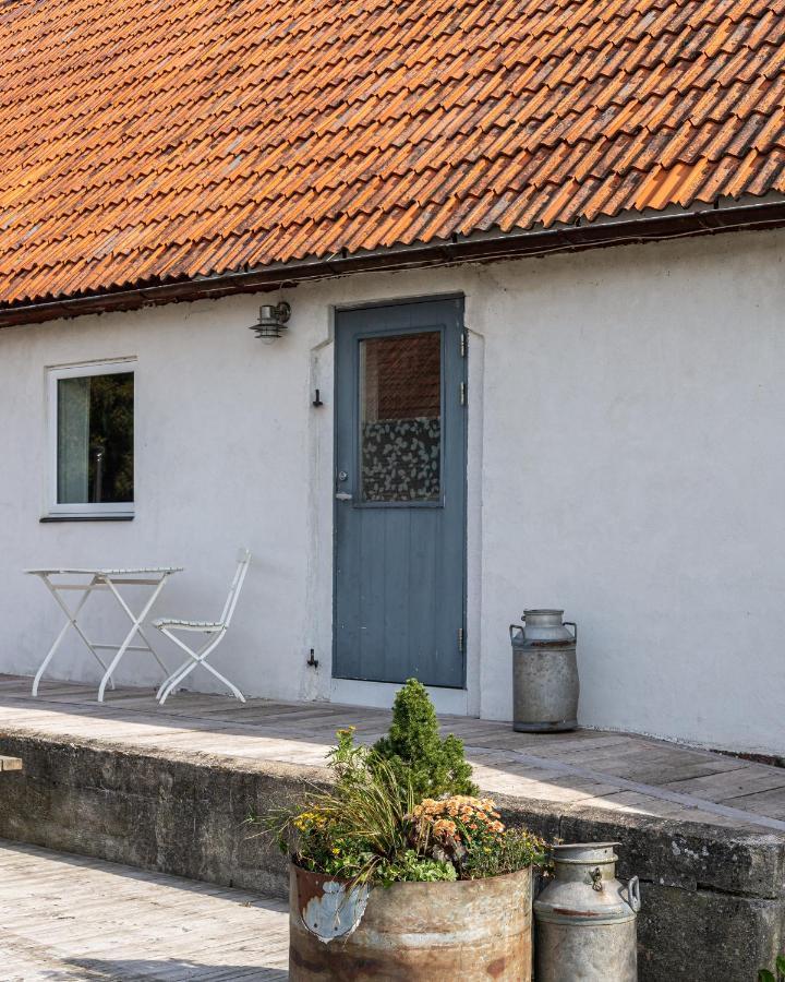Red Bird Farm Bed and Breakfast Ystad Exterior foto