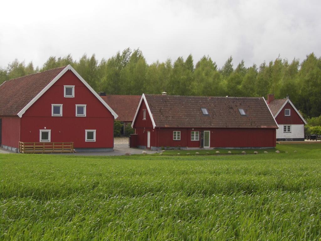 Red Bird Farm Bed and Breakfast Ystad Exterior foto
